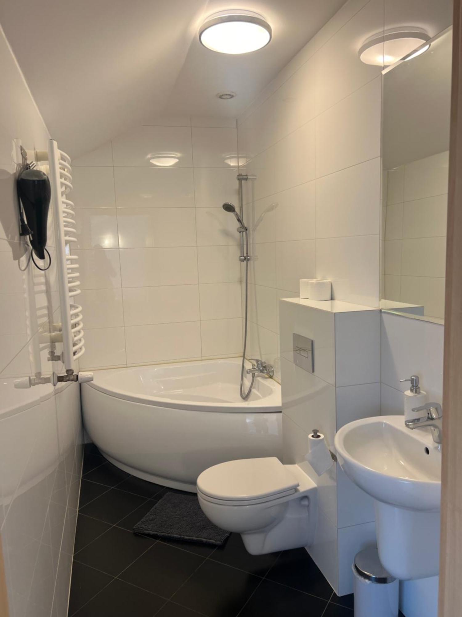 Szwedzka22 Pl Premium Rooms فروتسواف المظهر الخارجي الصورة